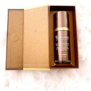 Vine•Vera brand new in box resveratrol Age Defying Eye Serum, $340 retail!